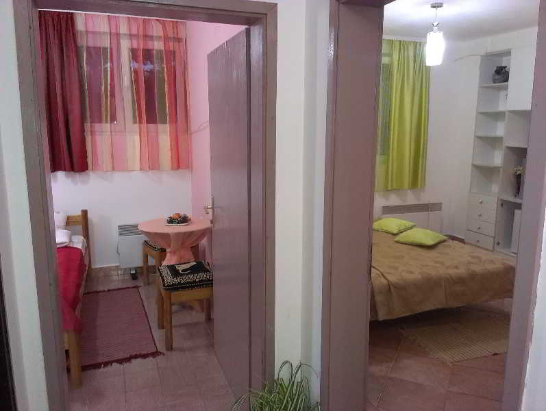 General view
 di Apartments Kosta