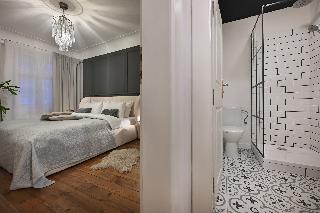 Room Room