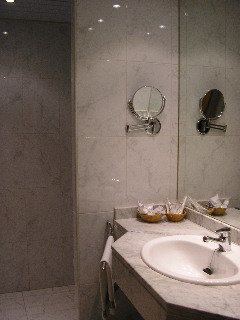 Room
 di Don Carlos