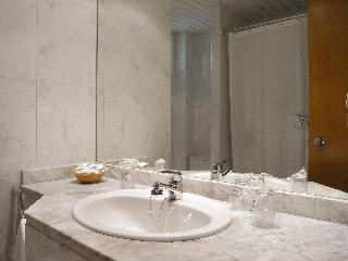 Room
 di Don Carlos