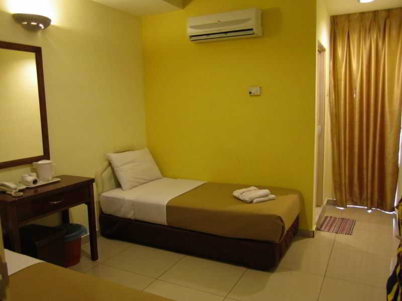 Sun Inns Hotel Bandar Puchong Utama - Zimmer