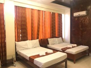 Room
 di Aquari Travellers Suites