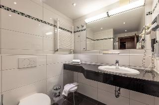 Centro Hotel Uebachs, Dusseldorf