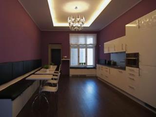 General view
 di Angel House II