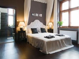 General view
 di Angel House II