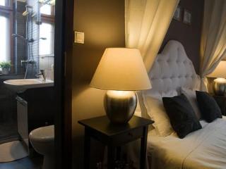 General view
 di Angel House II