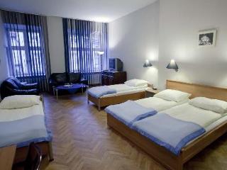 General view
 di Hotel Floryan Old Town