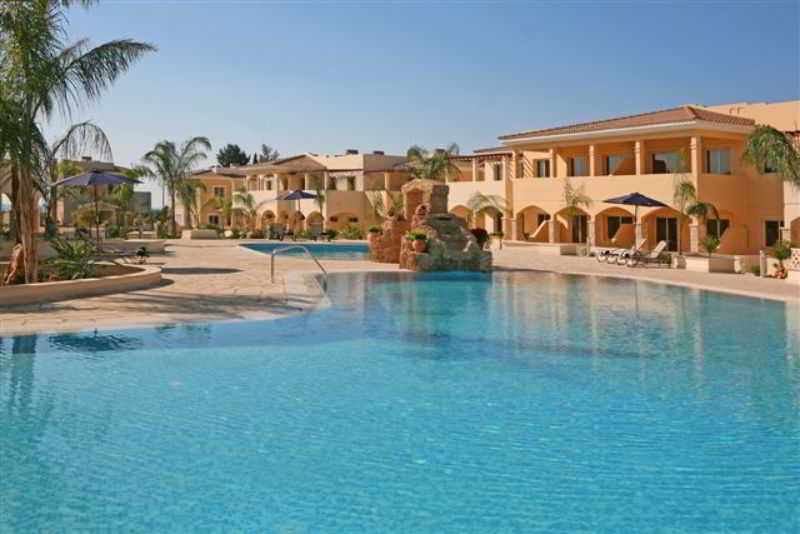 Pool
 di Aphrodite Sands Resort
