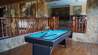 Sports and Entertainment
 di Petit Mirador