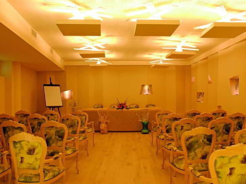 Color Hotel, Lake Garda