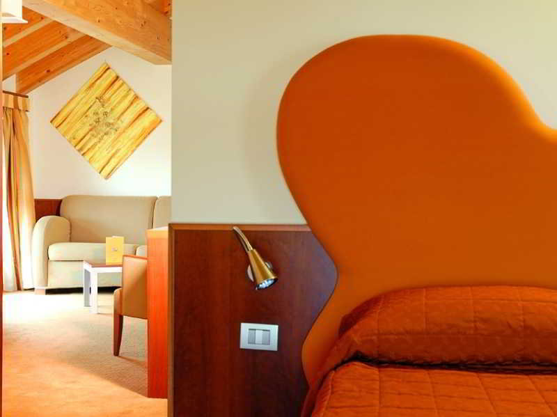 Color Hotel, Lake Garda