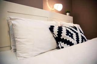 Akin Suites