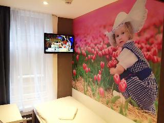 Hotel Old Nickel, Amsterdam and vicinity