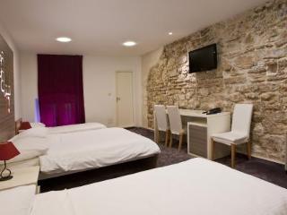 General view
 di Slavija