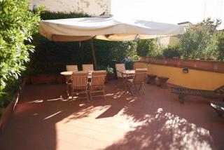 Soggiorno Rondinelli, Florence