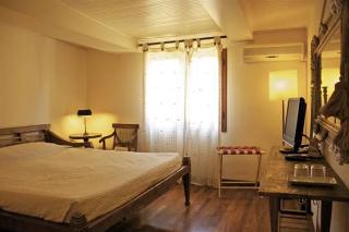 Soggiorno Rondinelli, Florence