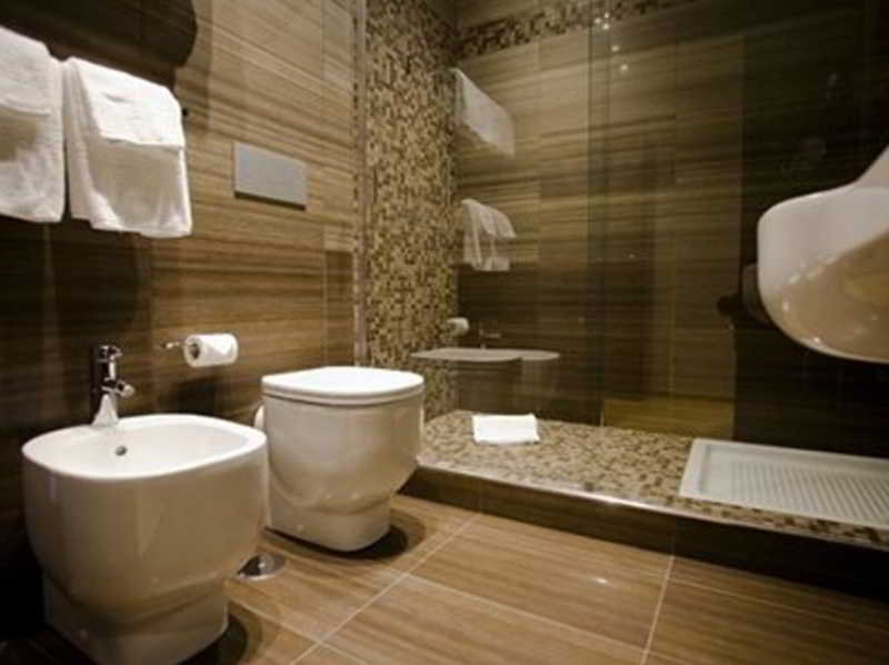 Comfort Hotel Roma Airport Fiumicino, Rome