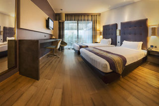 Comfort Hotel Roma Airport Fiumicino, Rome