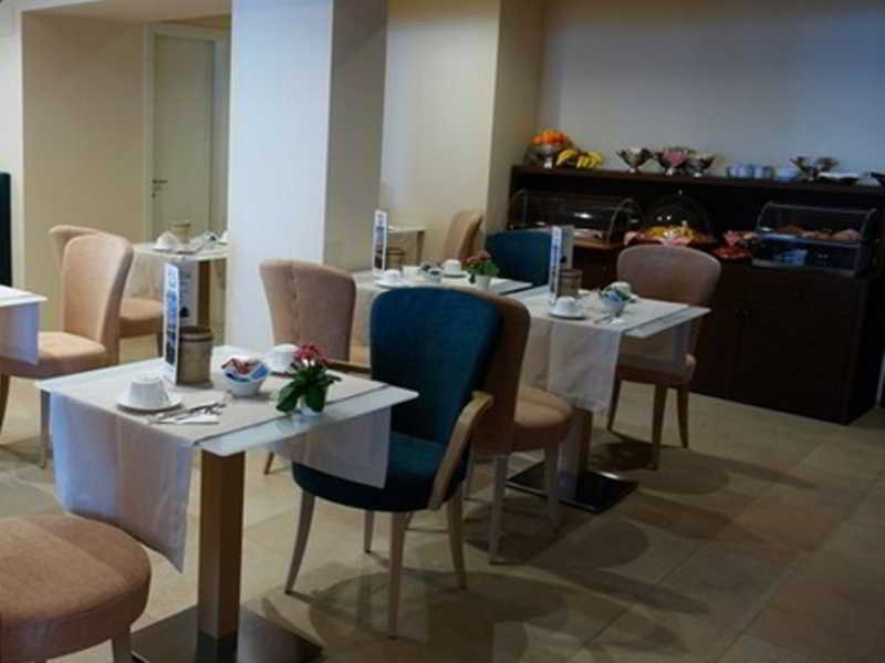 Hotel Tripoli, Lake Garda
