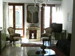 General view
 di Aspasia