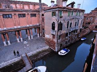 General view
 di Alla Vigna