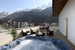 Les Ecrins De Soulane, French Alps