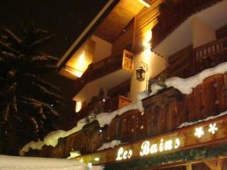 General view
 di Hotel Les Bains
