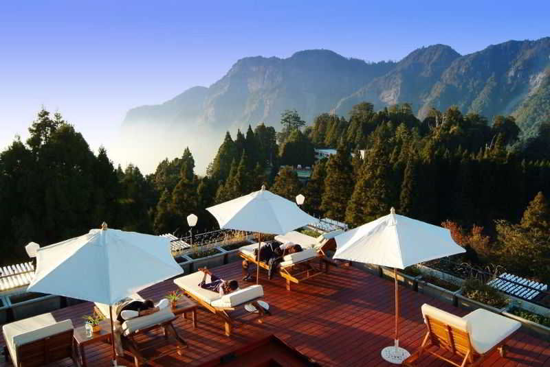 Sports and Entertainment
 di Alishan House - The Modern House