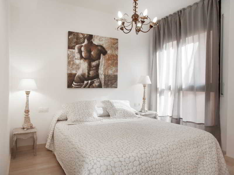 Room
 di BCN Planeta