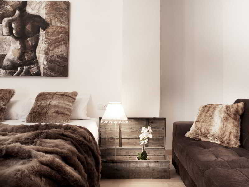 Room
 di BCN Planeta