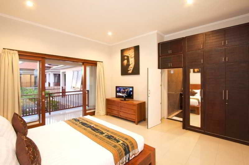 Room thumbnail 18