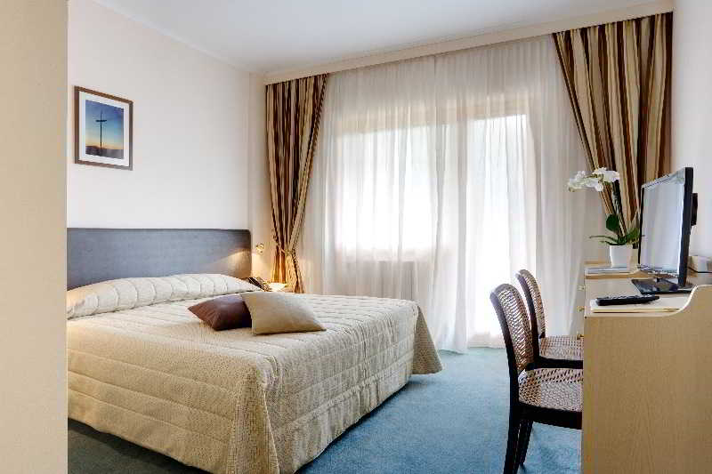 Room
 di Grand Hotel Presolana