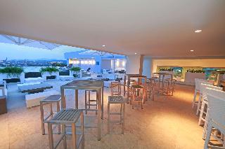 Bar
 di Tryp by Wyndham Panama at Albrook Mall