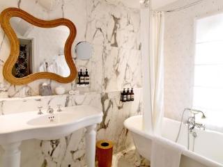 General view thumbnail 8