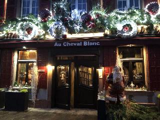 Au Cheval Blanc