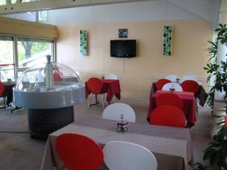 General view thumbnail 6