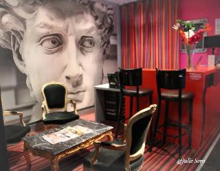 Latino Hotel, Reims