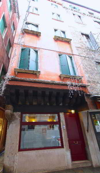 General view
 di Lanterna Di Marco Polo