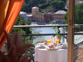 General view
 di Vis A Vis