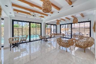 Hildegard Hotel