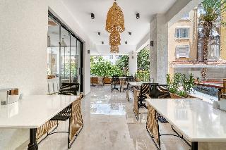 Hildegard Hotel