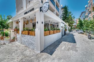 Hildegard Hotel