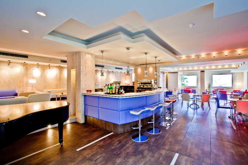 Bar
 di Hotel Continental