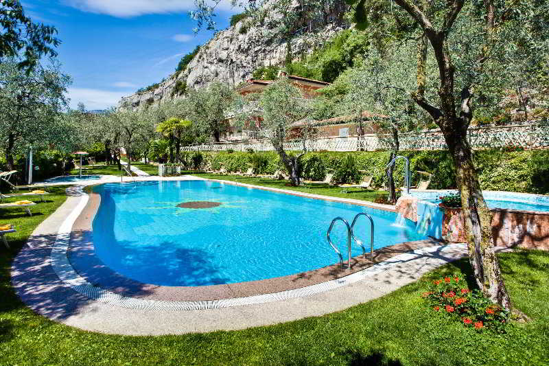 Pool
 di Hotel Continental