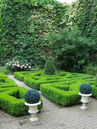 Erasmus Hotel