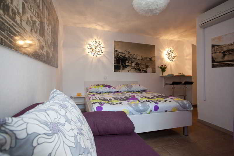 Room
 di Veli Varos Apartments