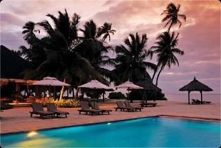 Pool
 di Desroches Island Resorts