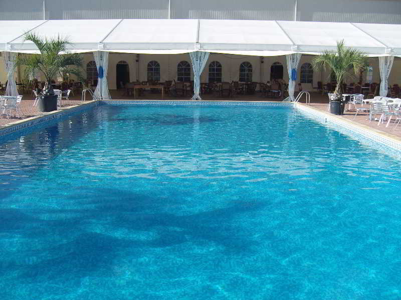 Pool
 di Garden Club Hotel