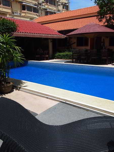 Pool
 di Ma Maison Hotel Pattaya