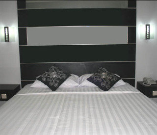 Room thumbnail 1